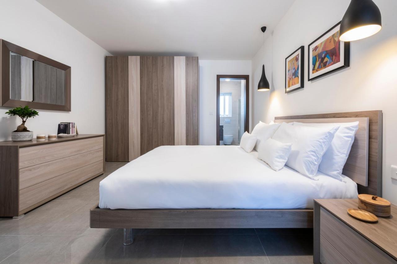 Staymela Apartments - Birkirkara Esterno foto